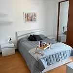 Вилла Populo Villa, Walk To Beach, Air Conditioning And Heating, Near Ponta Delgada