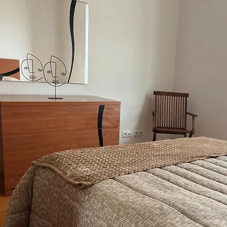 Villa Populo Villa, Walk To Beach, Air Conditioning And Heating, Near Ponta Delgada *
