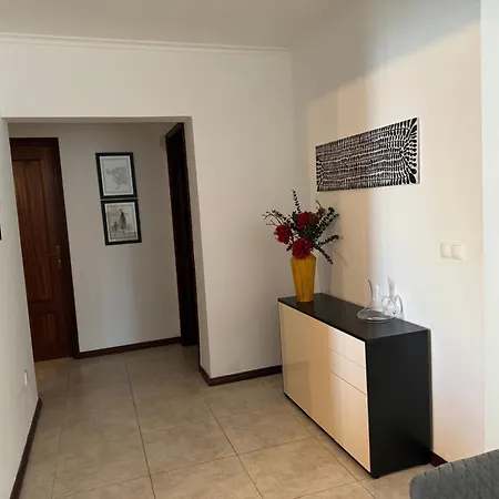 Populo Villa, Walk To Beach, Air Conditioning And Heating, Near Ponta Delgada Villa *