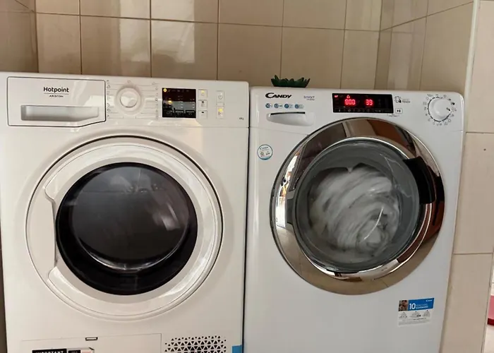 Populo Villa, Walk To Beach, Air Conditioning And Heating, Near Ponta Delgada Βίλα *